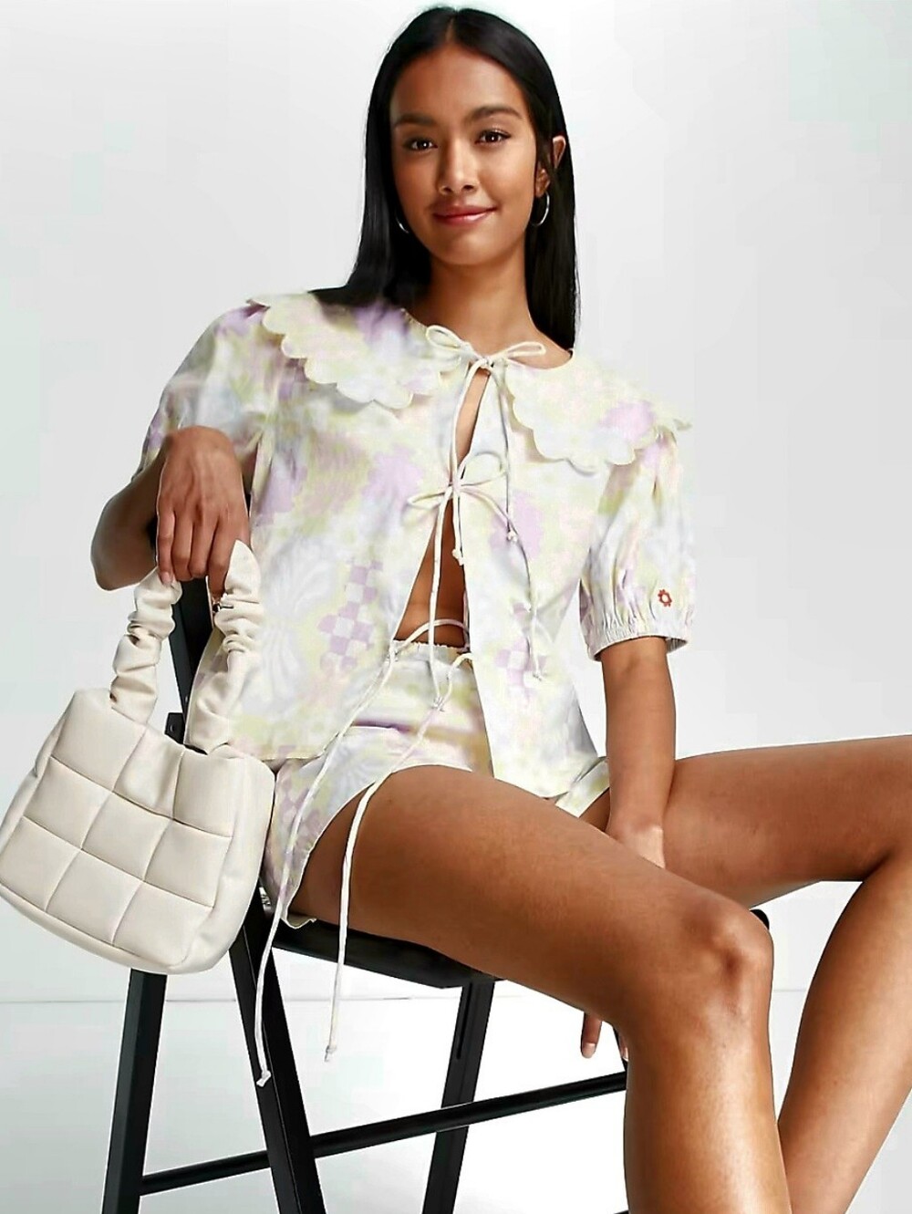 Damson Madder Vase Print Scallop Blouse In Multi Short Sleeve Women's US 6
